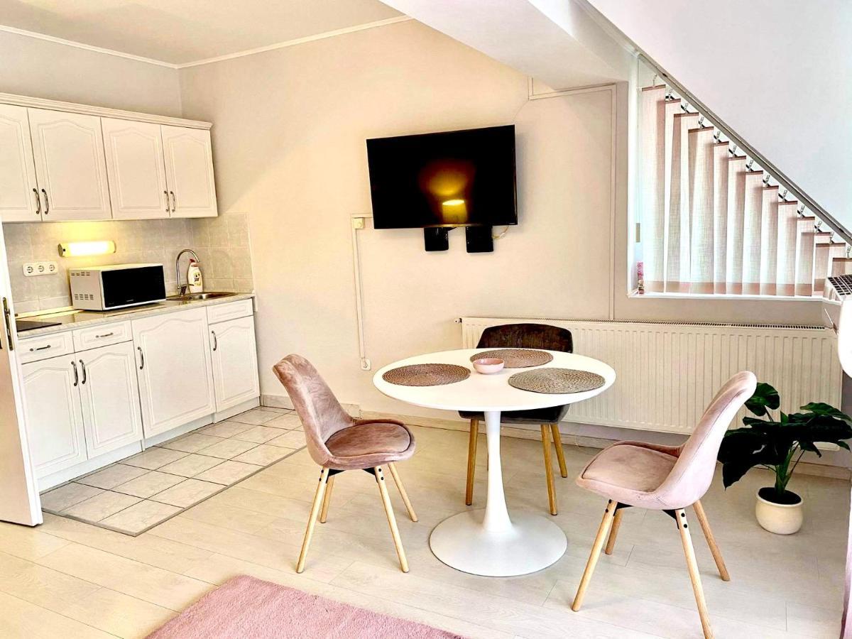 Roselio City Home Hévíz Екстериор снимка